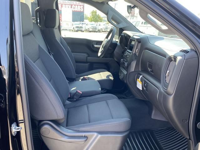 Photo of 2025 Black Chevrolet Silverado 1500