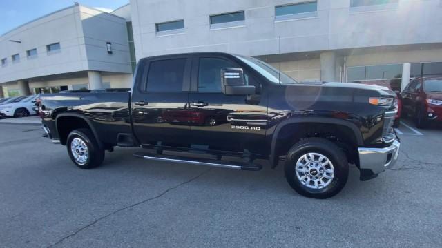 Photo of 2026 Black Chevrolet Silverado 2500