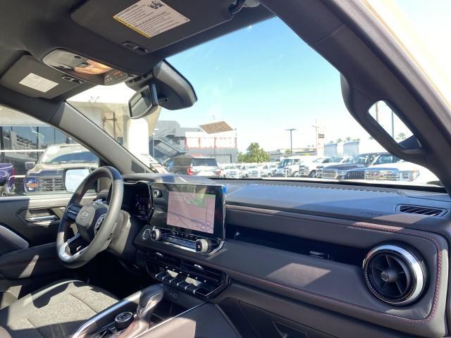 Photo of 2024 Sand Dune Metallic Chevrolet Colorado