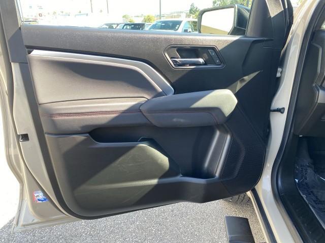 Photo of 2024 Sand Dune Metallic Chevrolet Colorado