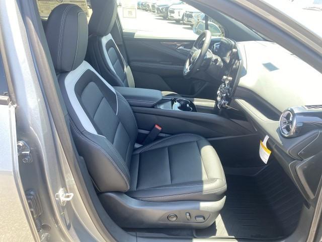 Photo of 2025 Sterling Gray Metallic Chevrolet Blazer EV