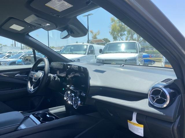 Photo of 2025 Sterling Gray Metallic Chevrolet Blazer EV