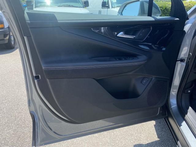 Photo of 2025 Sterling Gray Metallic Chevrolet Blazer EV
