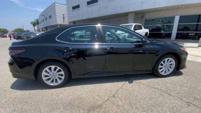 Photo of 2024 Midnight Black Metallic Toyota Camry