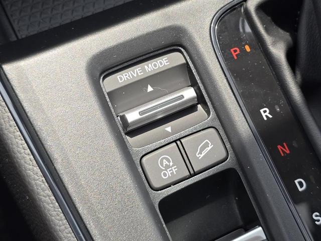 Photo of 2026 Meteorite Gray Metallic Honda CR-V