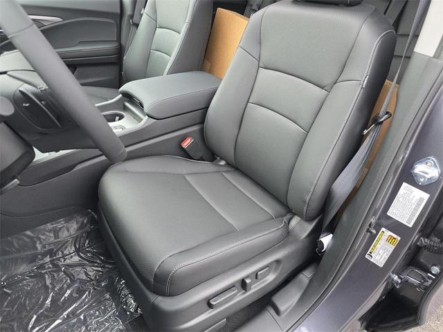 Photo of 2025 Modern Steel Metallic Honda Ridgeline