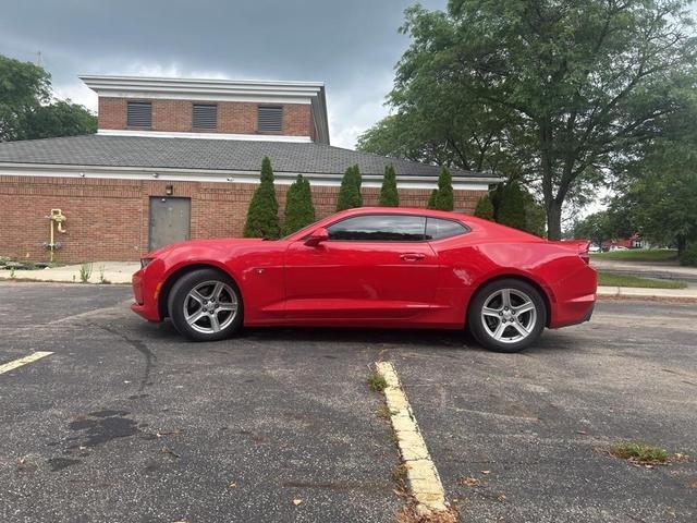 Photo of 2019 Red Chevrolet Camaro