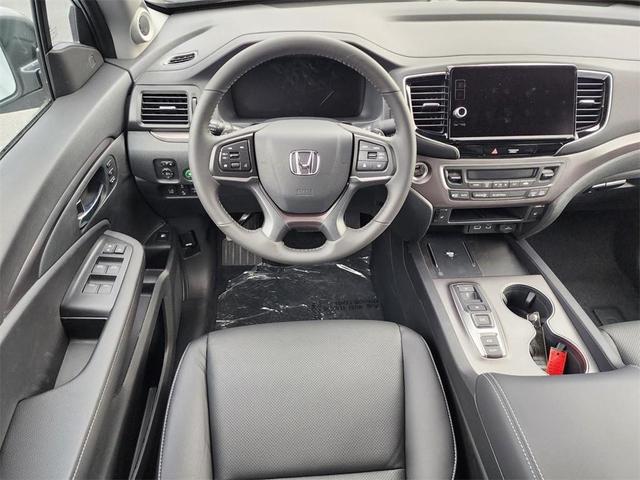 Photo of 2025 Solar Silver Metallic Honda Ridgeline