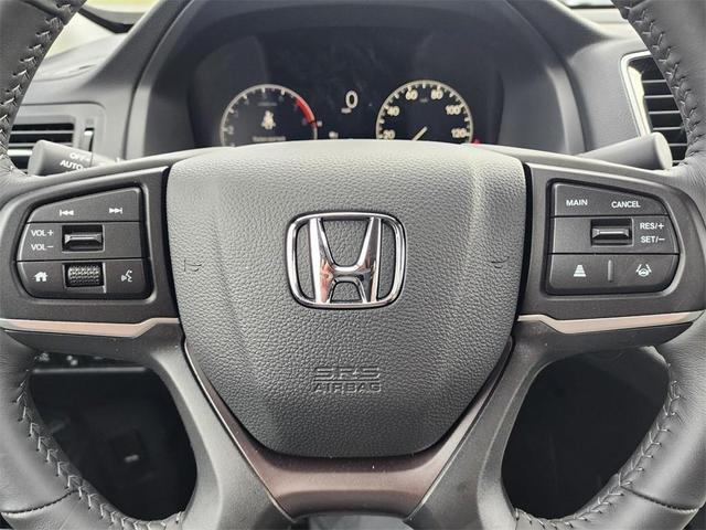 Photo of 2025 Solar Silver Metallic Honda Ridgeline
