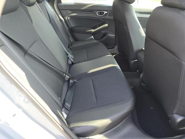 Photo of 2025 Urban Gray Pearl Honda Civic