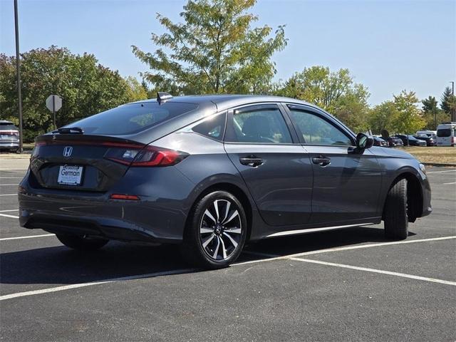 Photo of 2024 Meteorite Gray Metallic Honda Civic