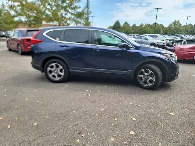 Photo of 2019 Obsidian Blue Pearl Honda CR-V