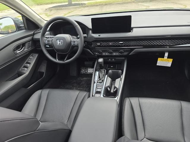 Photo of 2025 Meteorite Gray Metallic Honda Accord Hybrid