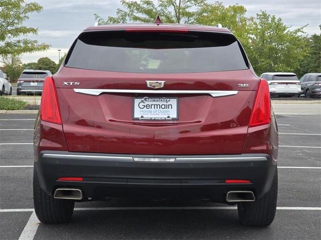 Photo of 2017 Red Cadillac XT5