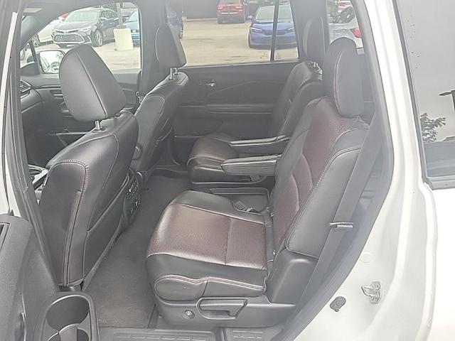 Photo of 2021 Platinum White Pearl Honda Pilot
