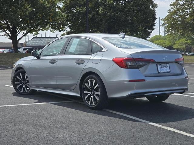 Photo of 2022 Lunar Silver Metallic Honda Civic