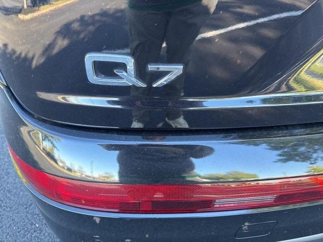 Photo of 2019 Orca Black Metallic Audi Q7