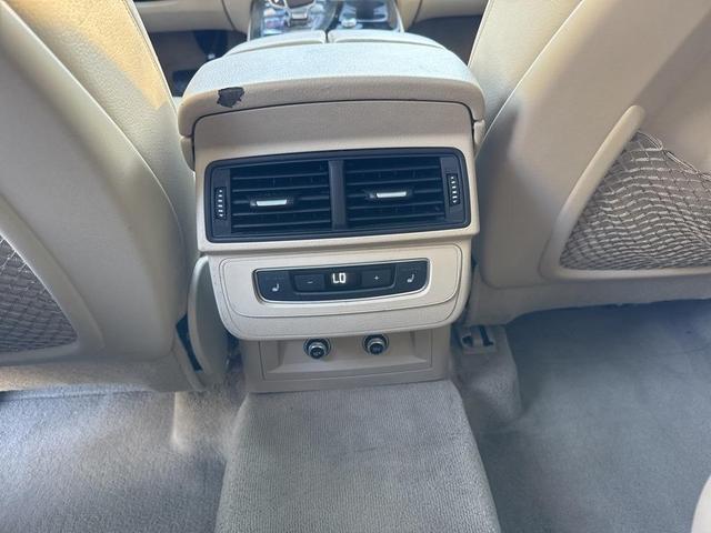 Photo of 2019 Orca Black Metallic Audi Q7