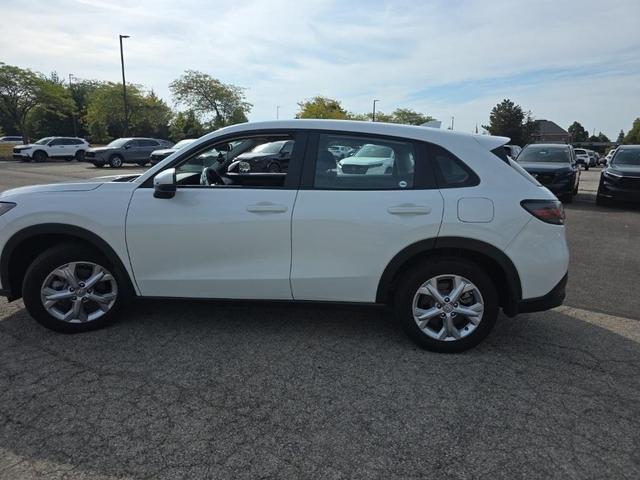 Photo of 2023 Crystal Black Pearl Honda HR-V