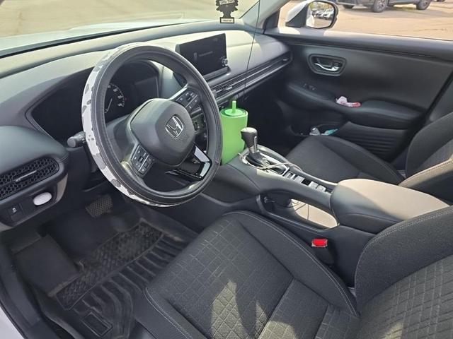 Photo of 2023 Crystal Black Pearl Honda HR-V