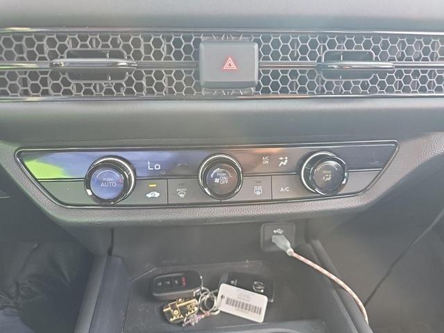 Photo of 2023 Crystal Black Pearl Honda HR-V