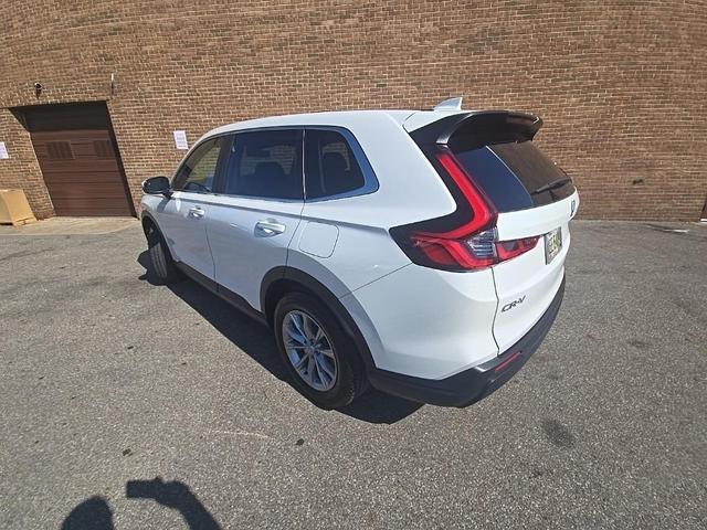 Photo of 2024 Platinum White Pearl Honda CR-V
