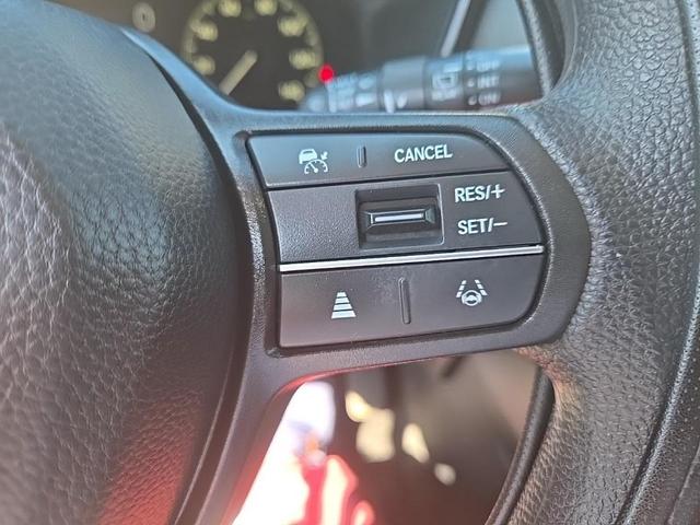 Photo of 2024 Platinum White Pearl Honda CR-V