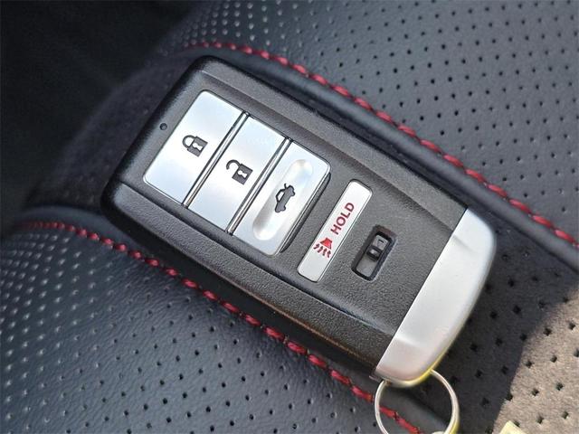 Photo of 2023 Performance Red Pearl Acura TLX
