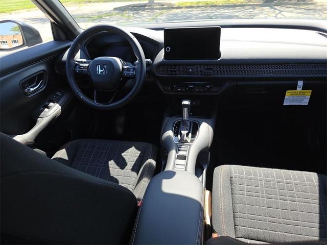 Photo of 2026 Pearl Honda HR-V