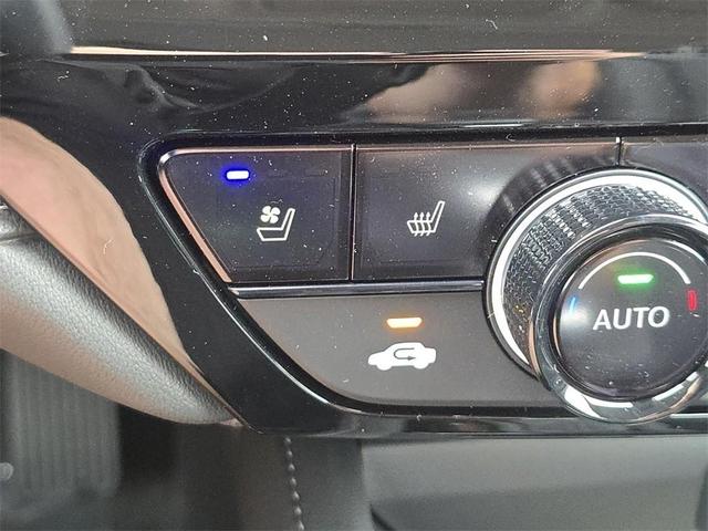 Photo of 2025 Meteorite Gray Metallic Honda Accord Hybrid