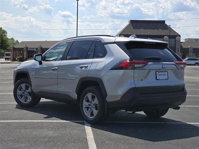 Photo of 2024 Silver Sky Metallic Toyota RAV4 Hybrid
