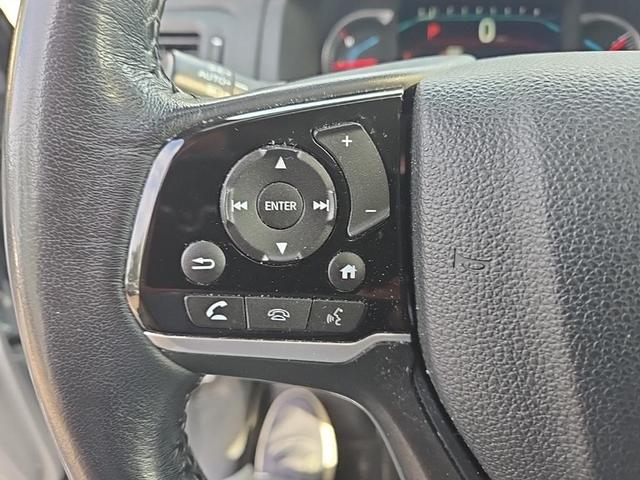 Photo of 2019 Lunar Silver Metallic Honda Pilot