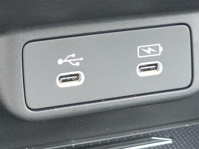 Photo of 2026 Pearl Honda HR-V
