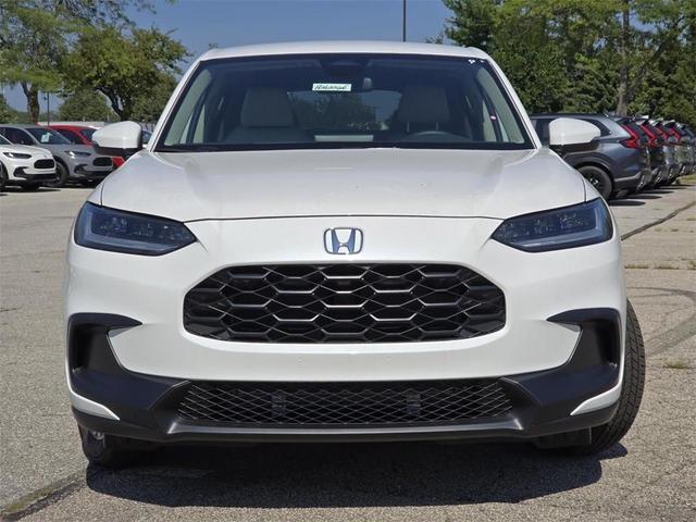 Photo of 2026 Platinum White Pearl Honda HR-V