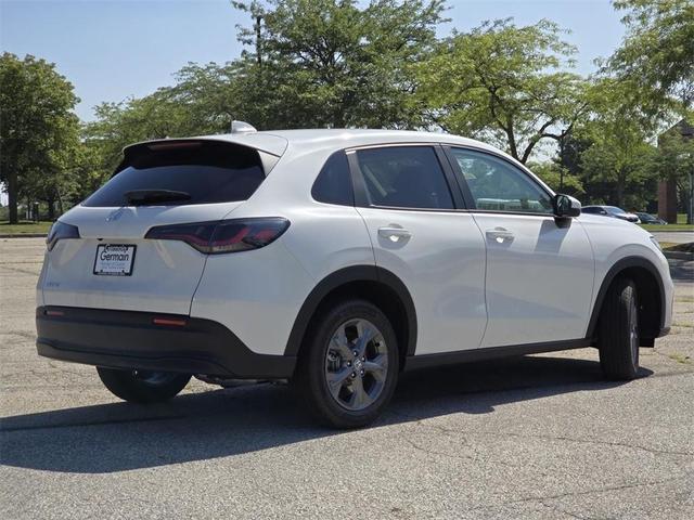 Photo of 2026 Platinum White Pearl Honda HR-V