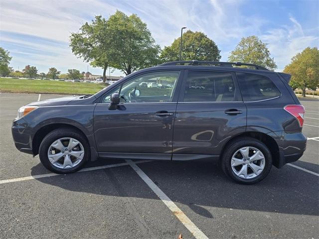 Photo of 2015 Dark Gray Metallic Subaru Forester