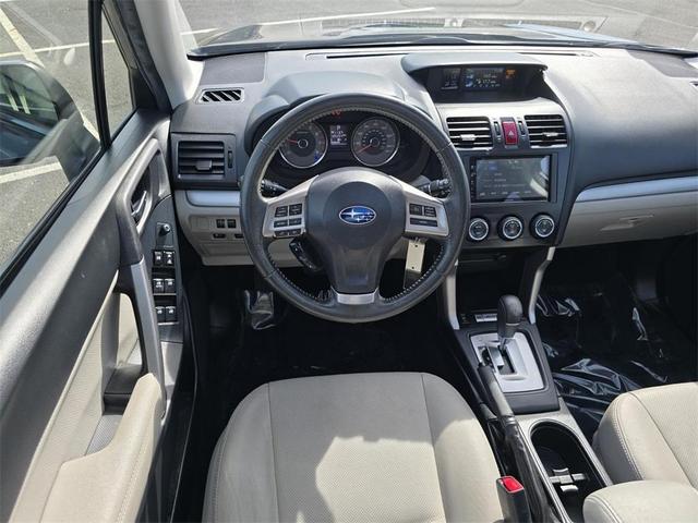 Photo of 2015 Dark Gray Metallic Subaru Forester