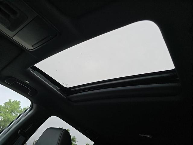 Photo of 2026 Solar Silver Metallic Honda CR-V Hybrid