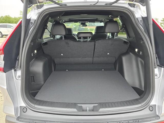 Photo of 2026 Solar Silver Metallic Honda CR-V Hybrid