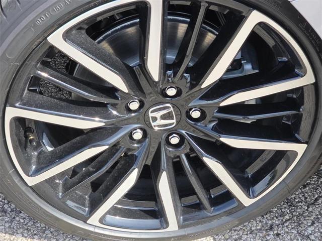 Photo of 2025 Solar Silver Metallic Honda Accord Hybrid