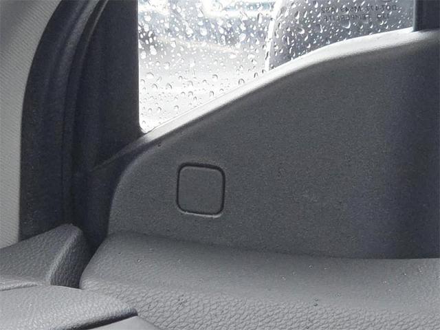Photo of 2025 Platinum White Pearl Honda Ridgeline