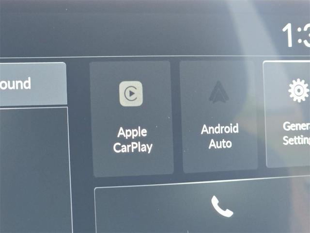Photo of 2026 Platinum White Pearl Honda HR-V