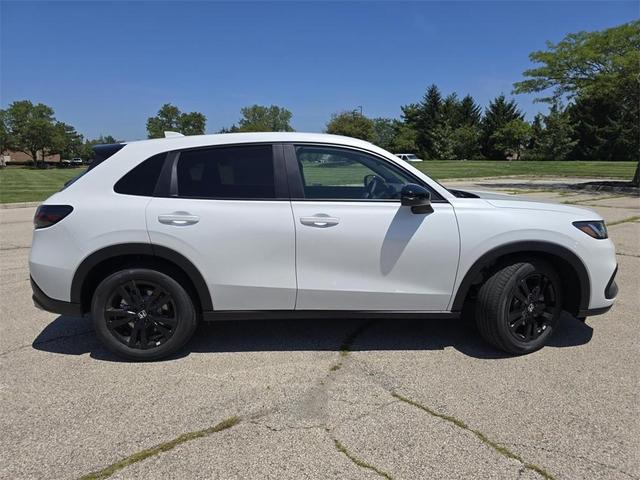 Photo of 2026 Platinum White Pearl Honda HR-V