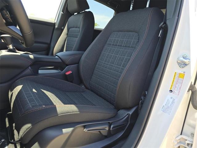 Photo of 2026 Platinum White Pearl Honda HR-V
