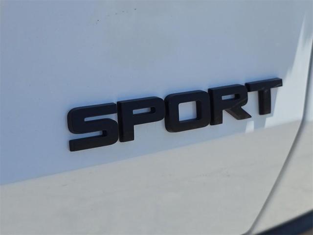 Photo of 2026 Platinum White Pearl Honda HR-V