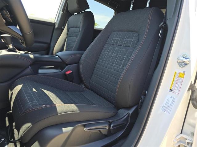 Photo of 2026 Platinum White Pearl Honda HR-V
