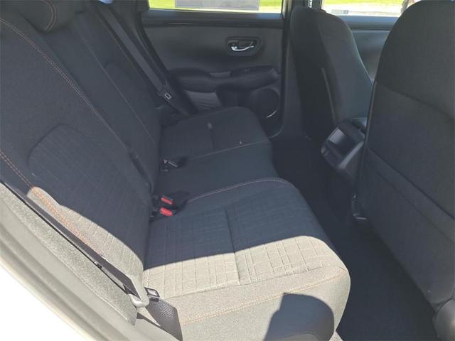 Photo of 2026 Platinum White Pearl Honda HR-V