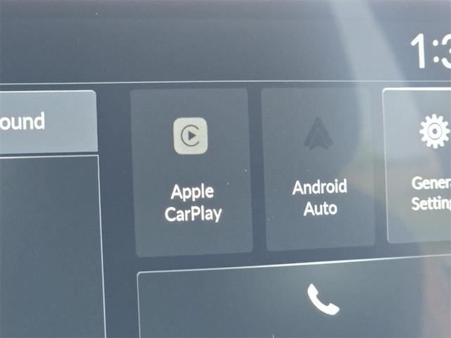 Photo of 2026 Platinum White Pearl Honda HR-V