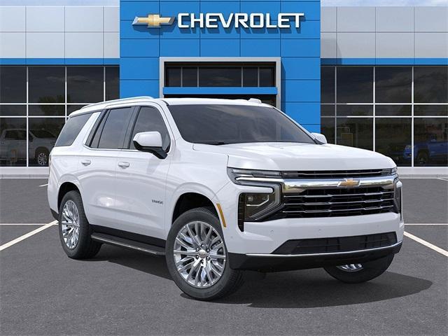 Photo of 2025 Summit White Chevrolet Tahoe