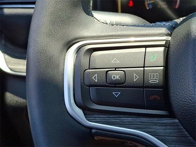 Photo of 2022 Metallic Jeep Wagoneer